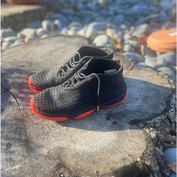 Jordan Future Premium 'Infrared' Shoes - Picture 2 of 5